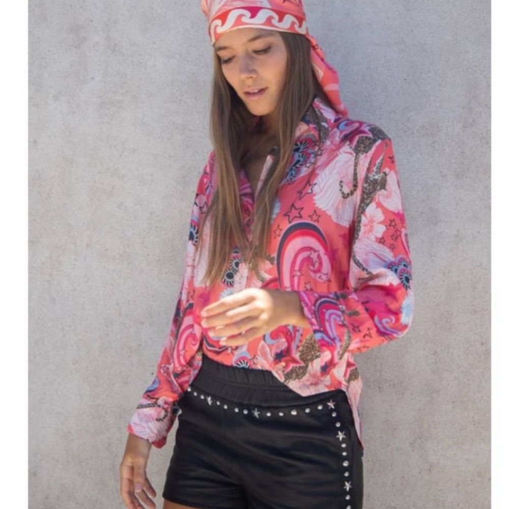 Las Surenas Stardust Pink Button Front Shirt M